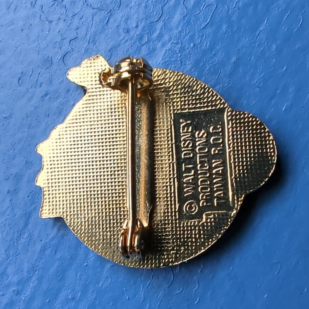 Vintage Fantasyland Enamel Pin - Picture 2 of 3